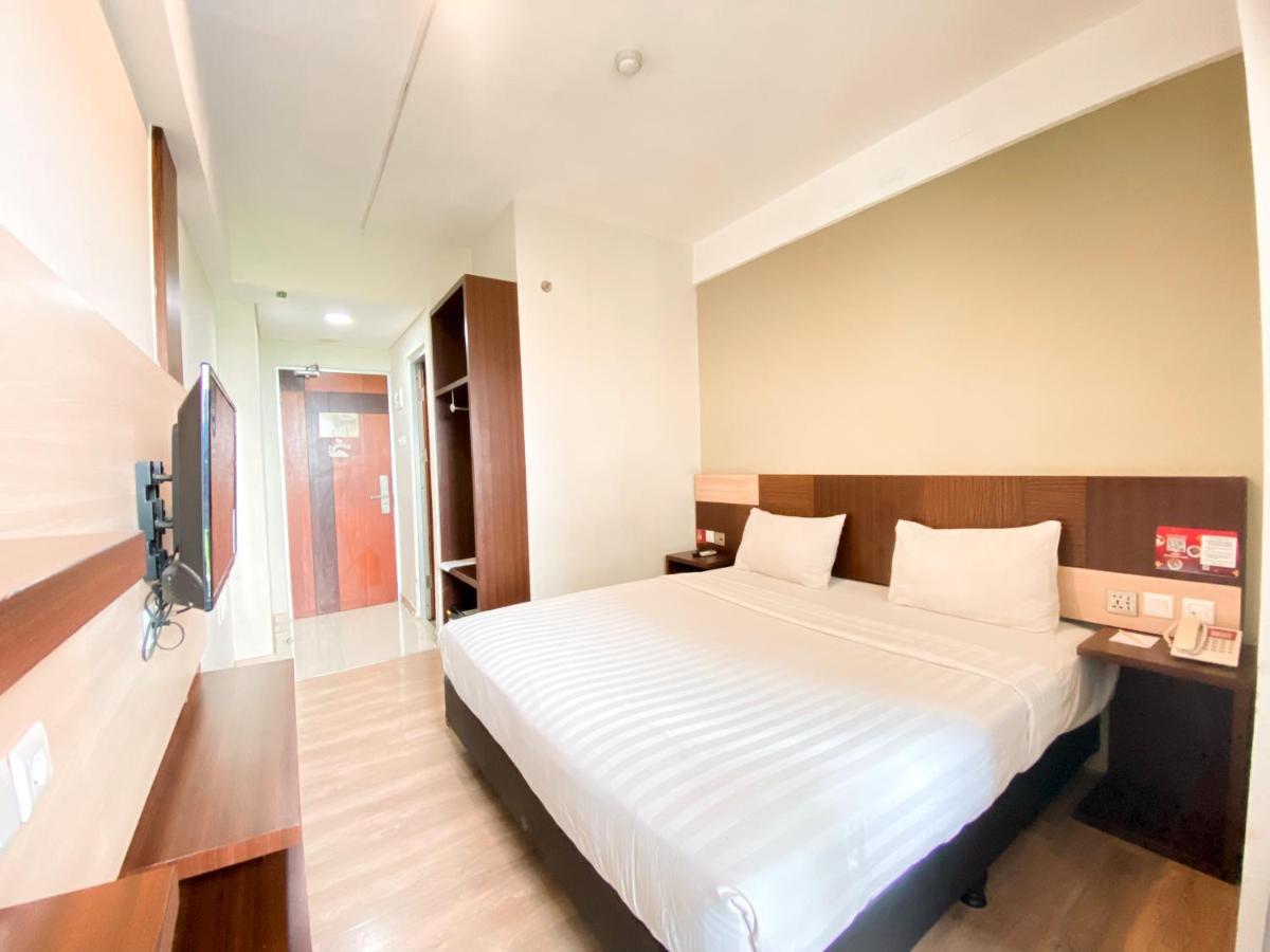 Hotel Gunawangsa Merr Surabaja Zewnętrze zdjęcie