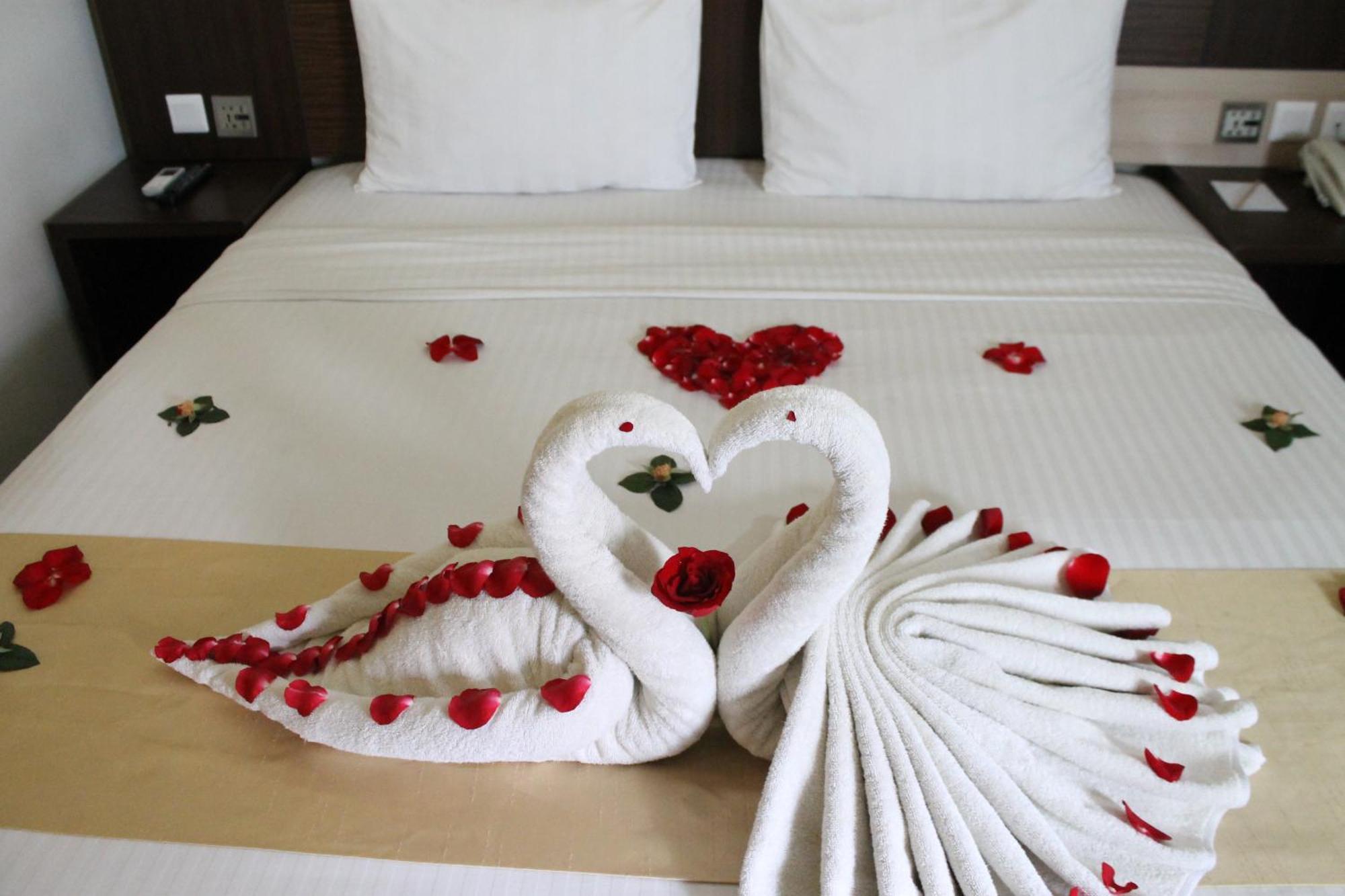 Hotel Gunawangsa Merr Surabaja Zewnętrze zdjęcie