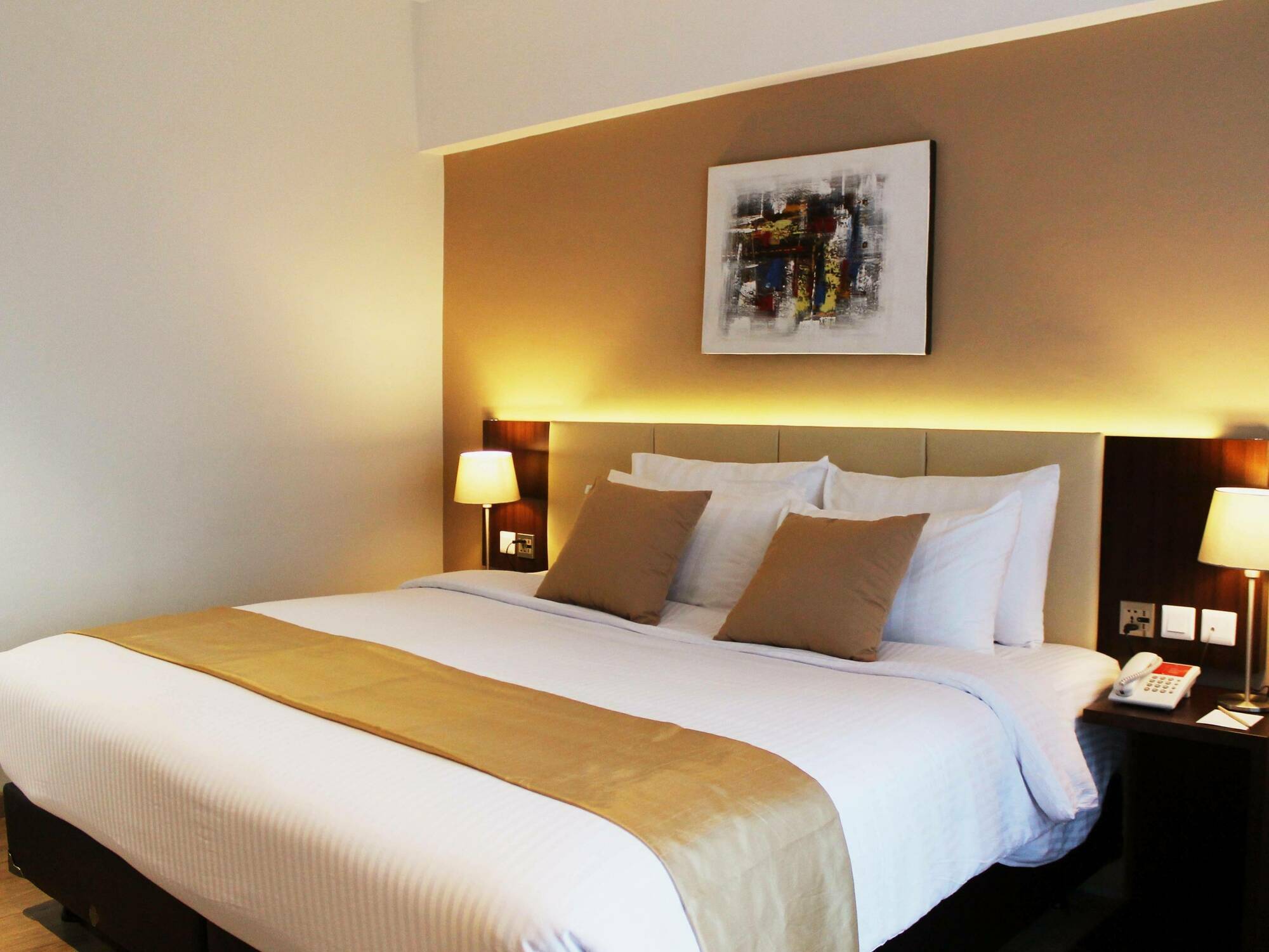 Hotel Gunawangsa Merr Surabaja Zewnętrze zdjęcie